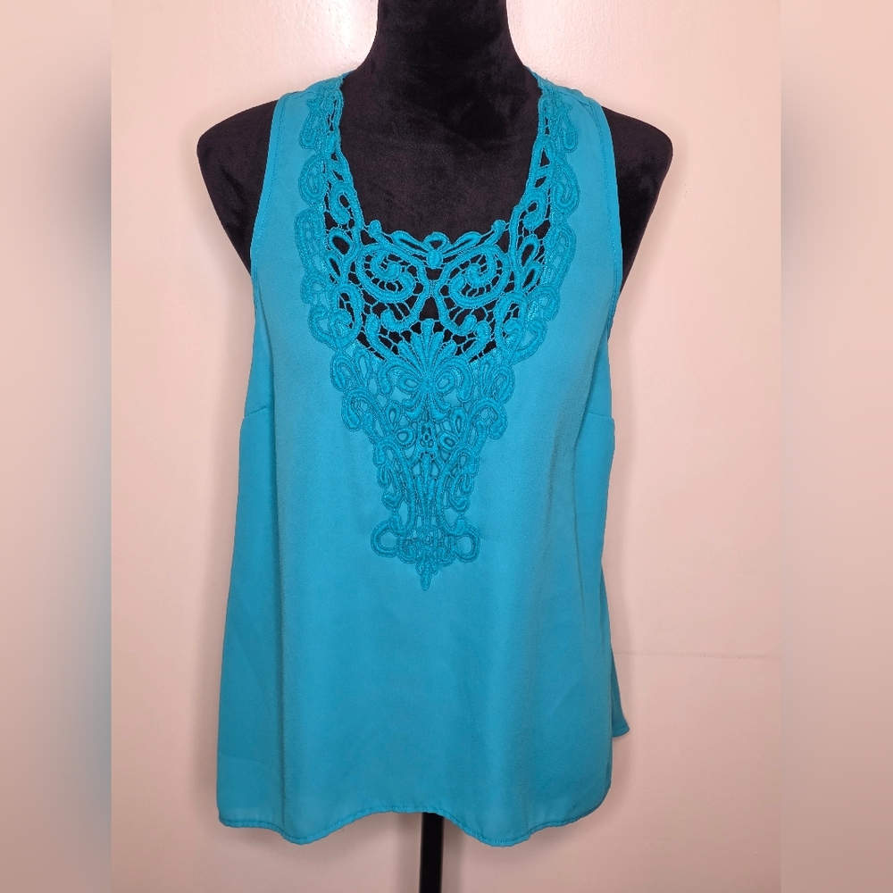 Eyeshadow Turquoise Lace Accent Tank Top